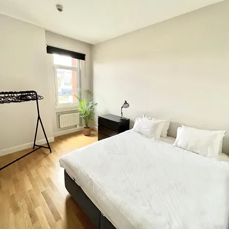 Daire Emaar 2bed+3bath 120sqm Spacious İstanbul