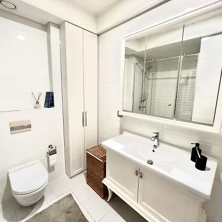 Daire Emaar 2bed+3bath 120sqm Spacious